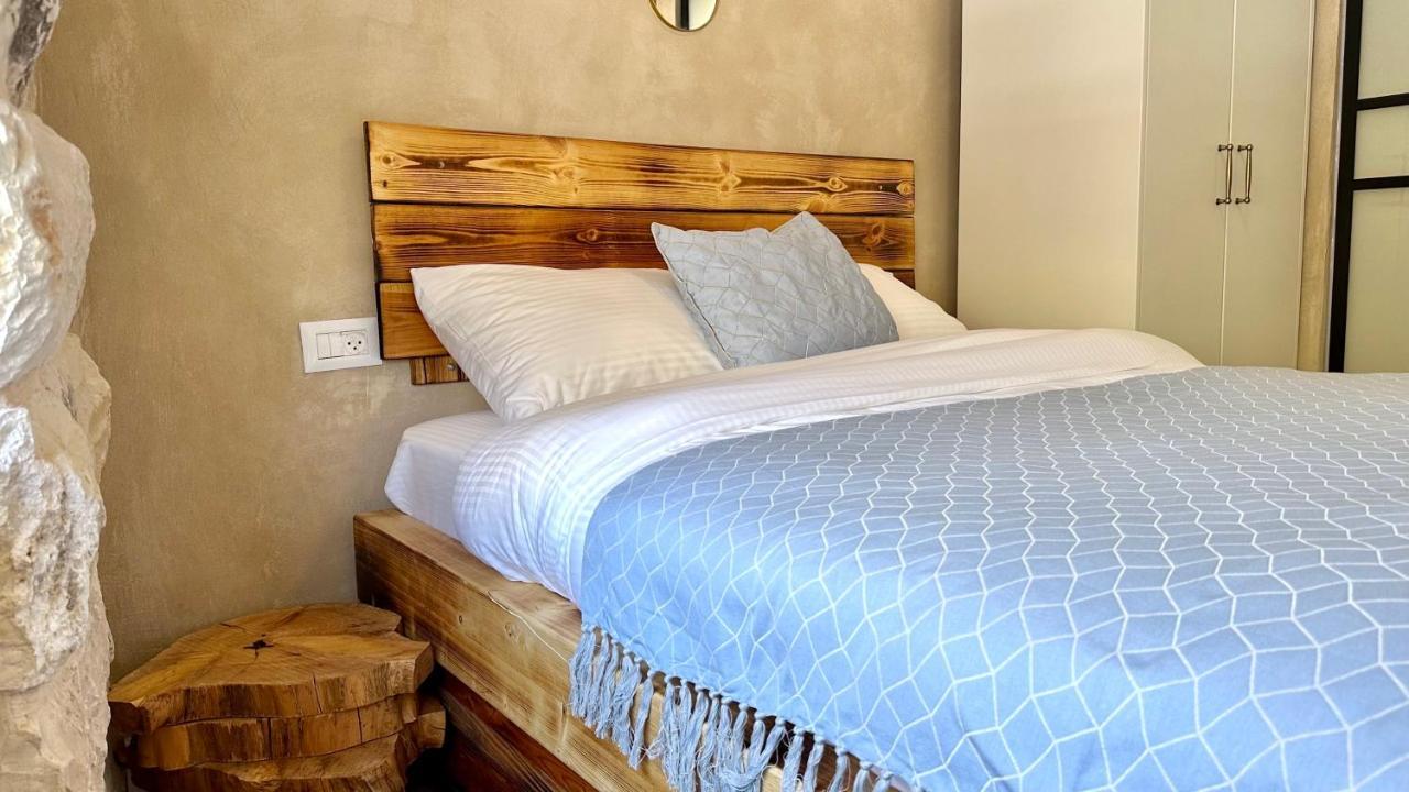 Boutique Apartment In Heart Of Haifa Exteriör bild