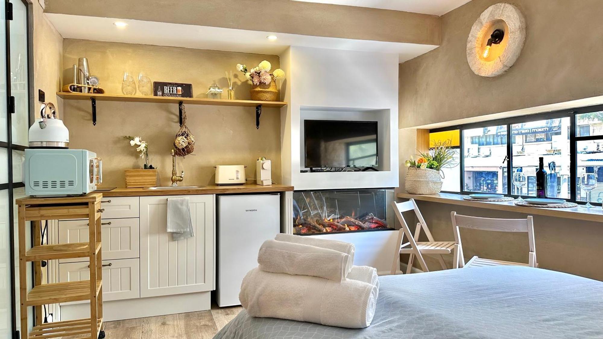 Boutique Apartment In Heart Of Haifa Exteriör bild