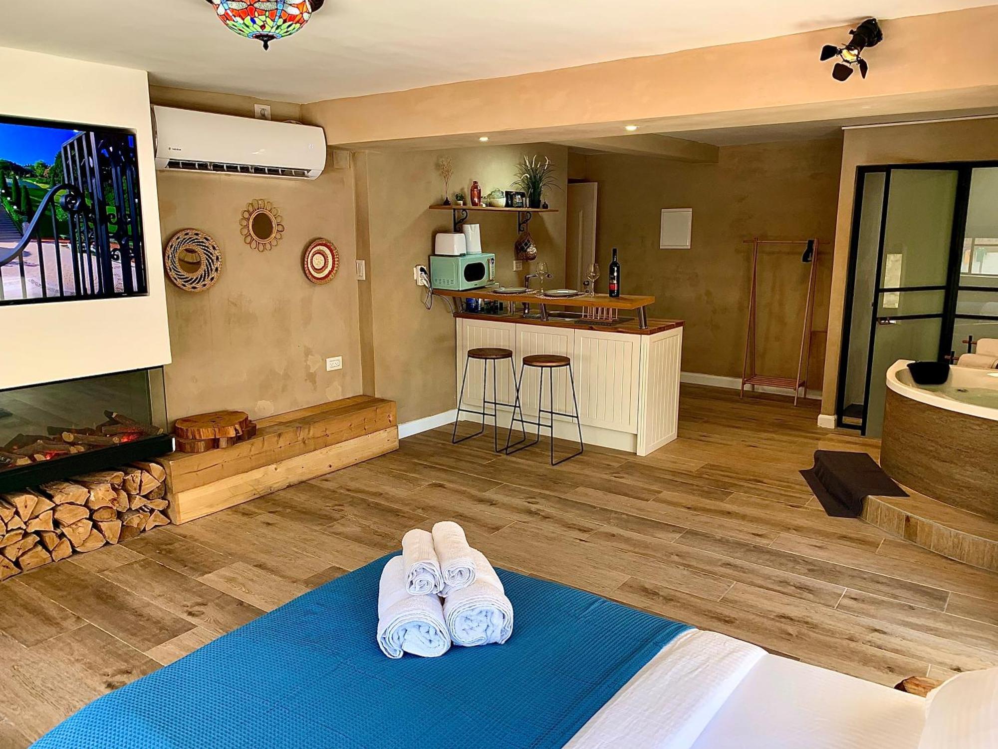 Boutique Apartment In Heart Of Haifa Exteriör bild